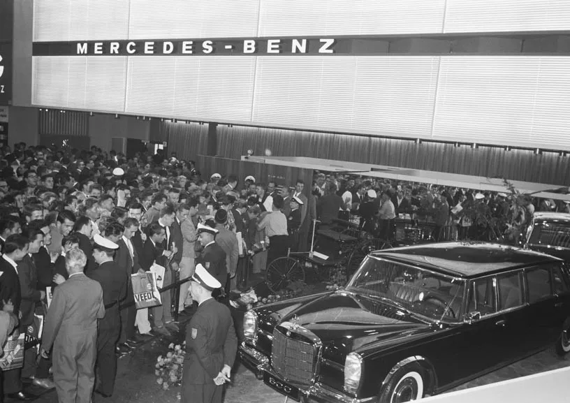 Mercedes 600 au salon de Francfort 1963