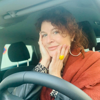 Auteur-Charlotte-Laugier-bloggeuse-automobile