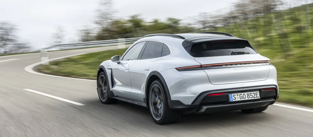 Porsche-Taycan gris vue arriere