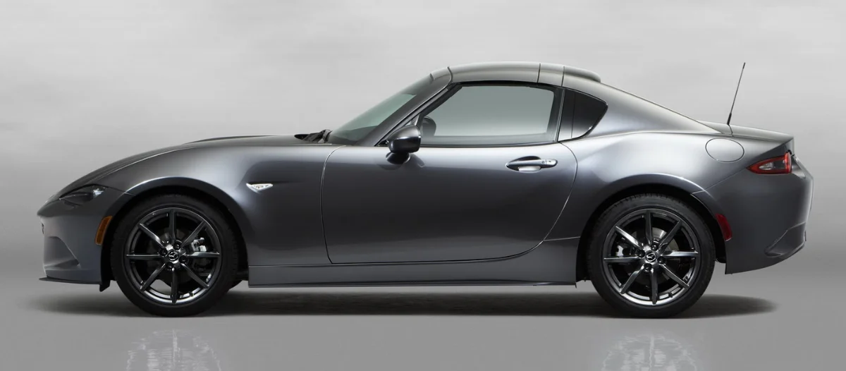 Sevimli qadın avtomobilləri: mazda mx5