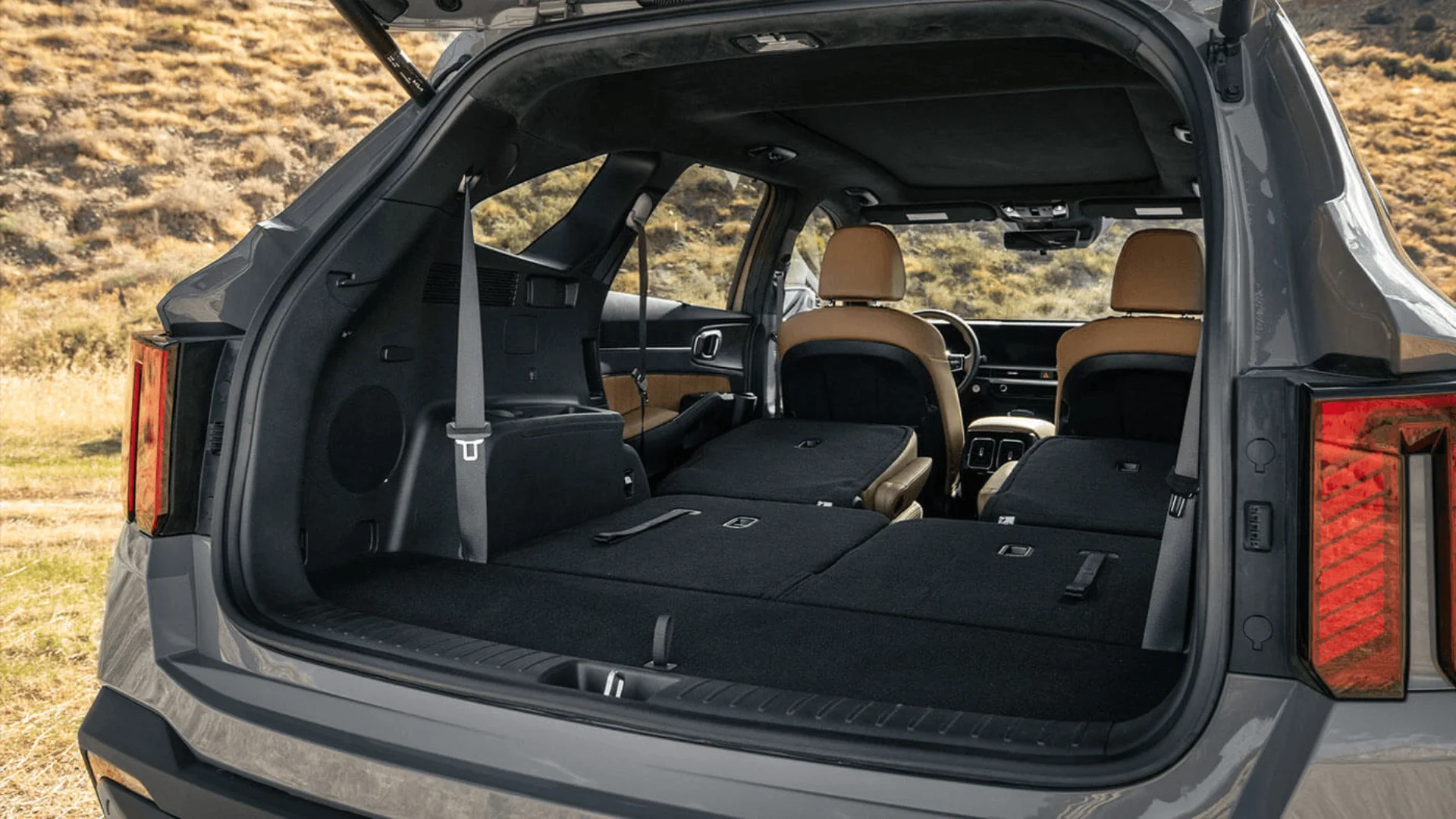 suv grand coffre bannière coffre kia sorento ouvert