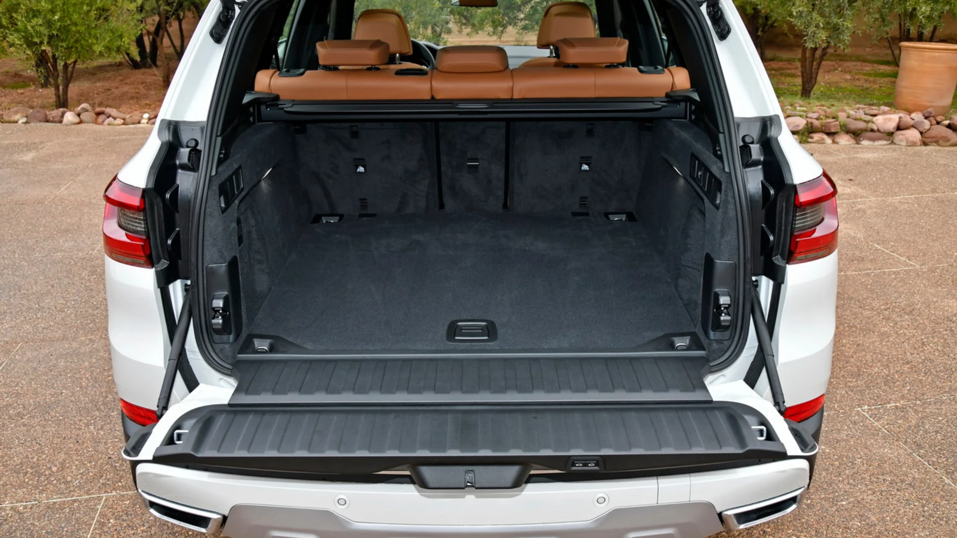 Thot - votre workspace 73 coffre BMW X5 1 870 litres