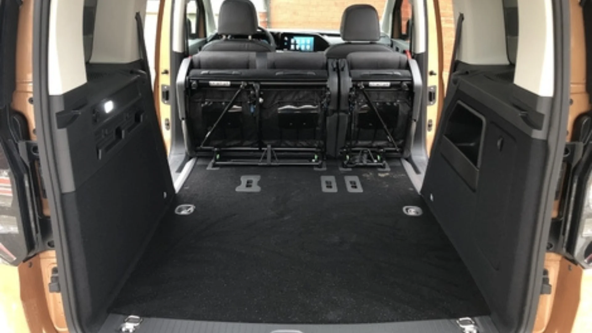 Thot - votre workspace 80 coffre Volkswagen Caddy Maxi 3 105 litres