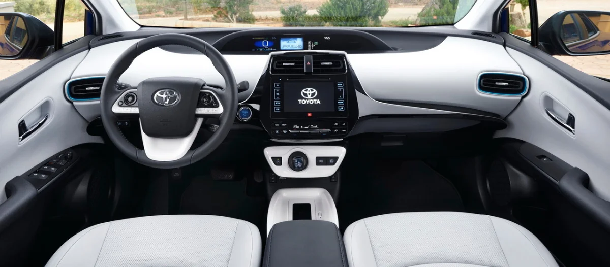Toyota Prius 5 habitacle avant