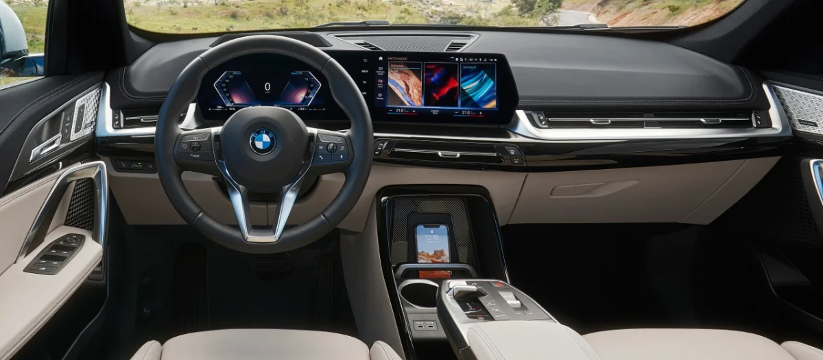 BMW X1 intérieur spacieux