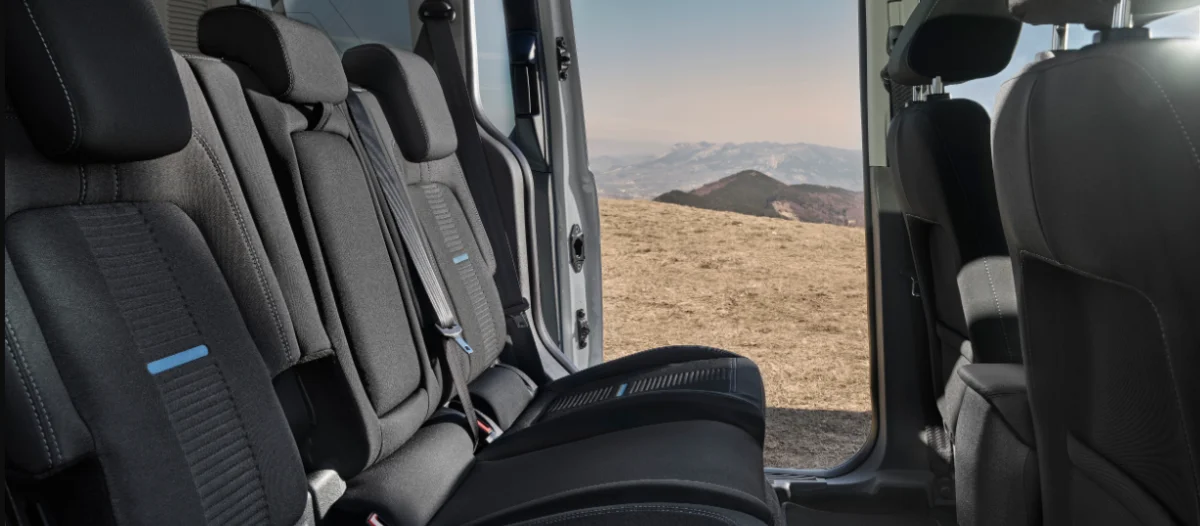 Ford Tourneo Connect confort places arrières