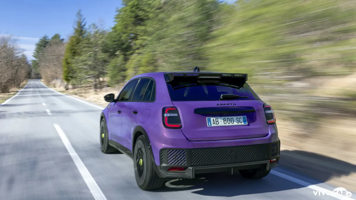 Abarth 600e arriere