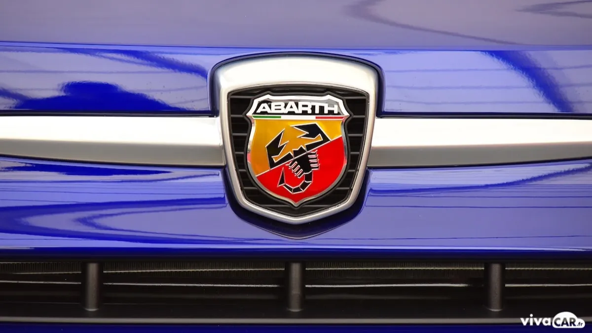 Abarth 600e- voiture logo