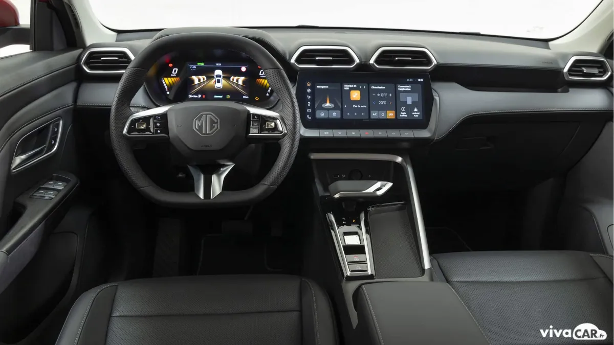 mg-zs-hybrid+ interieur conducteur