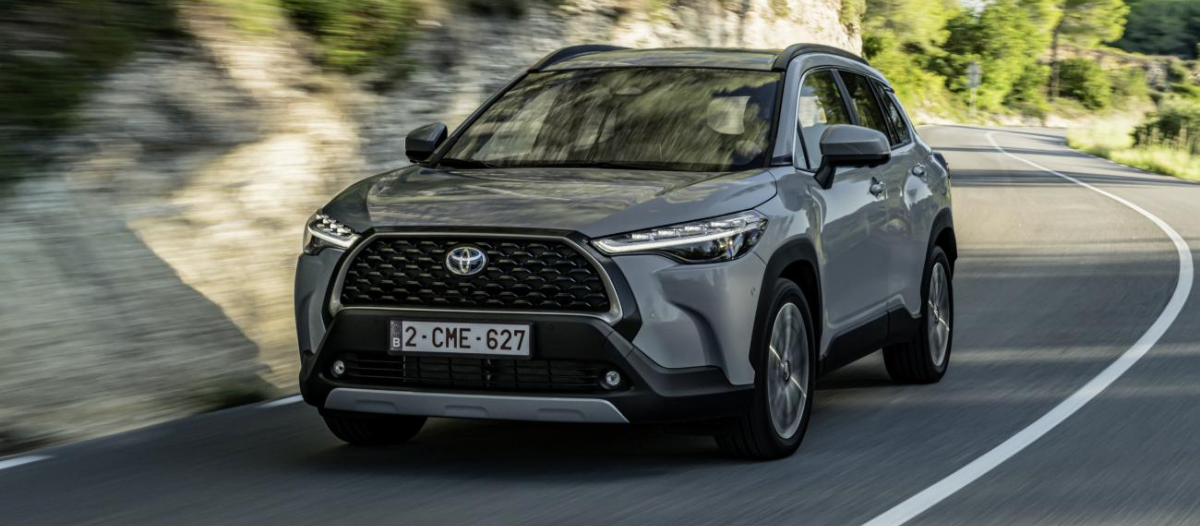 SUV compact toyota corolla cross